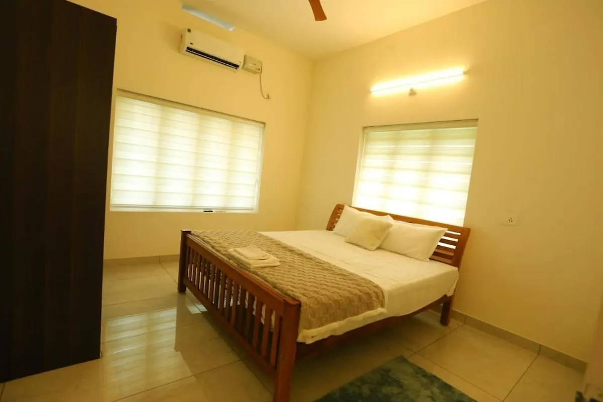 Welcome To Sp Luxury Bed Villa Kaladi India